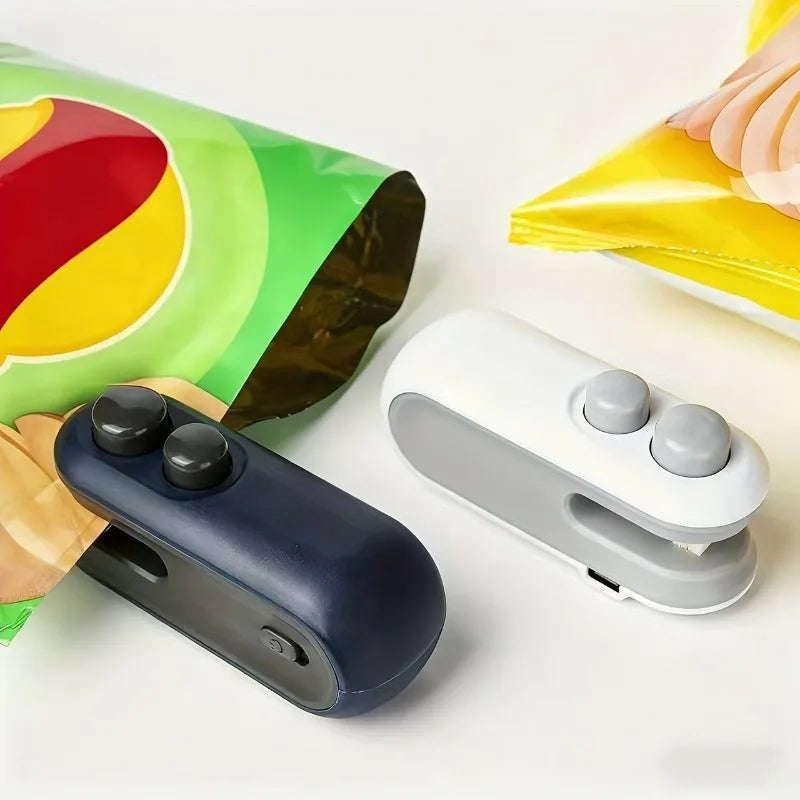 Mini Heat Bag Sealing Machine Multifunction Bag Clip Sealer Rechargeable Plastic Bag Sealer 2 in 1 Food Bag Hot Sealing Machine